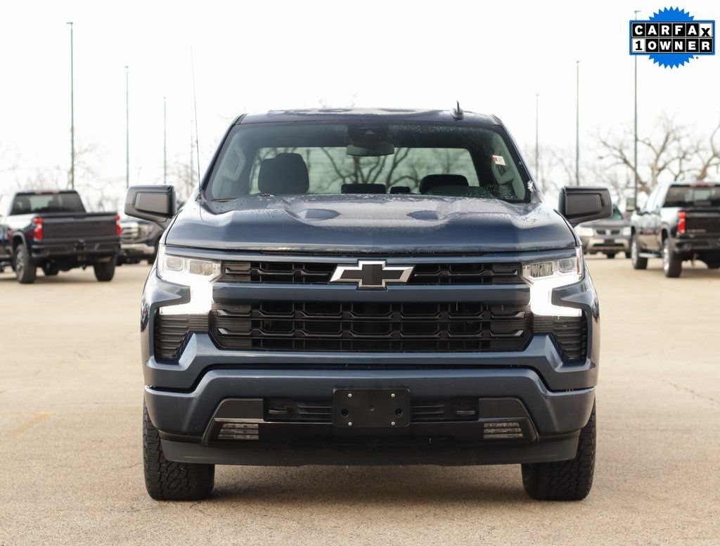 Used 2023 Chevrolet Silverado 1500 RST AWD/4WD image 2