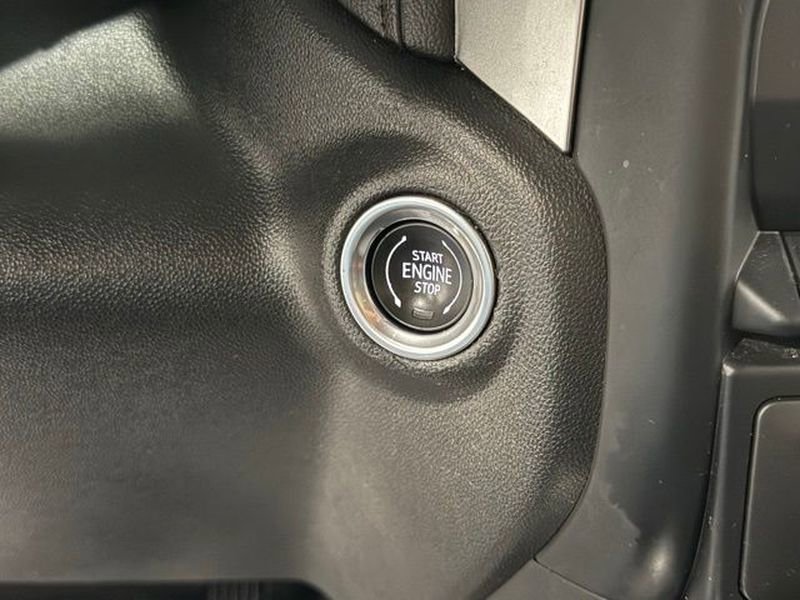 Used 2022 Chevrolet Silverado 1500 RST AWD/4WD image 14