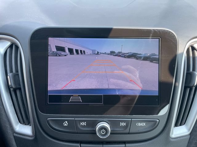 Used 2025 Chevrolet Malibu LT FWD image 14