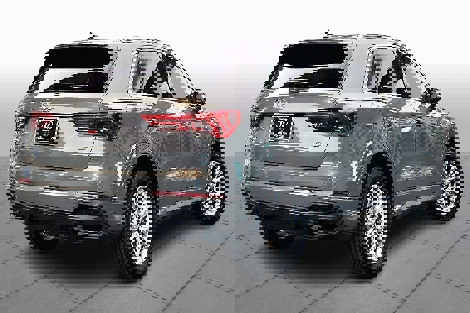 Used 2023 Audi Q3 2.0T Premium w/ Convenience Package image 12