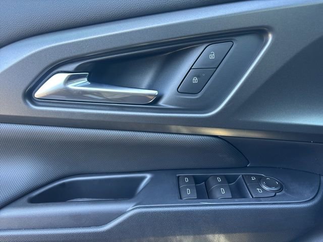 New 2026 Chevrolet Equinox EV LT w/ Comfort Package AWD/4WD image 11