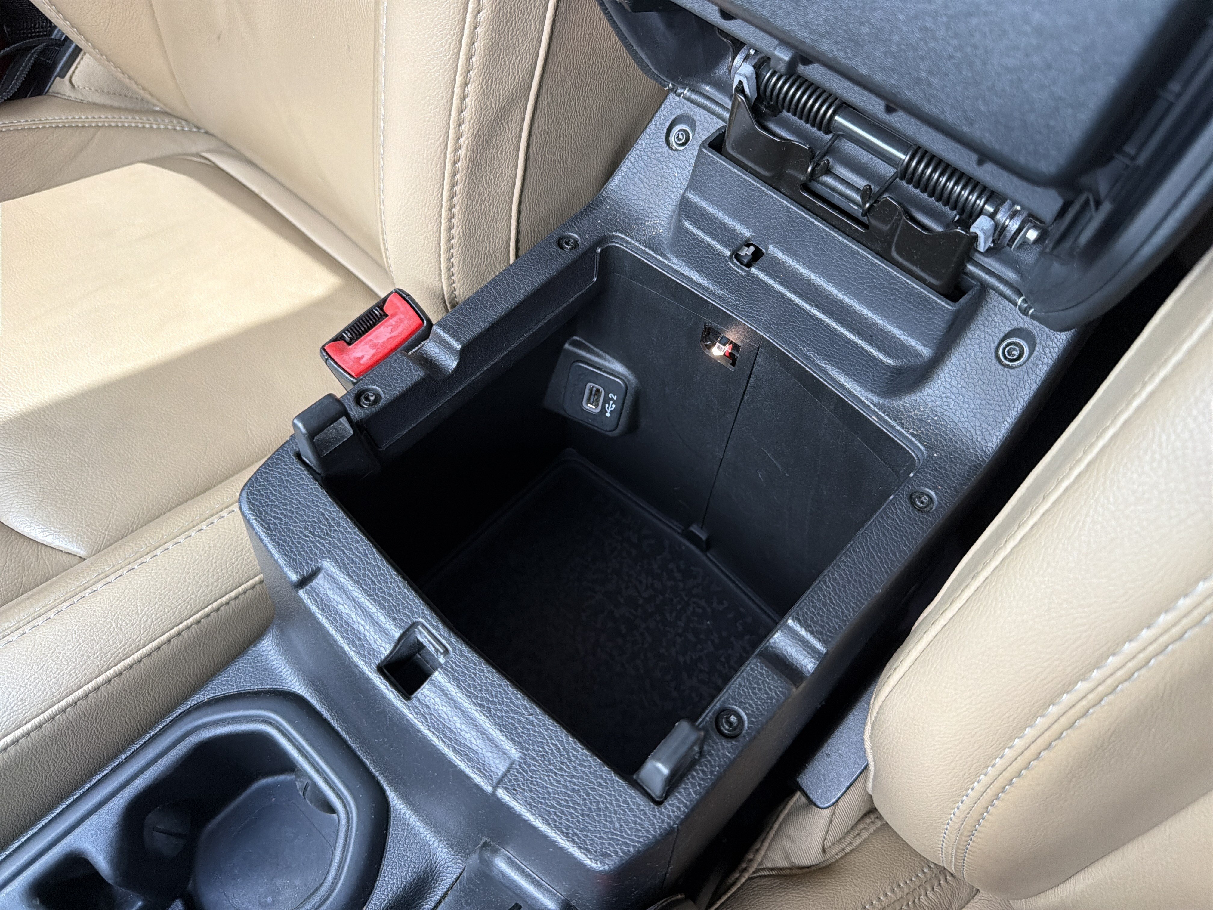 Used 2019 Jeep Wrangler Unlimited Rubicon AWD/4WD image 42
