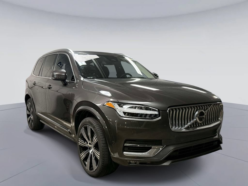 Used 2023 Volvo XC90 B6 Ultimate w/ Protection Package Premier AWD/4WD image 3