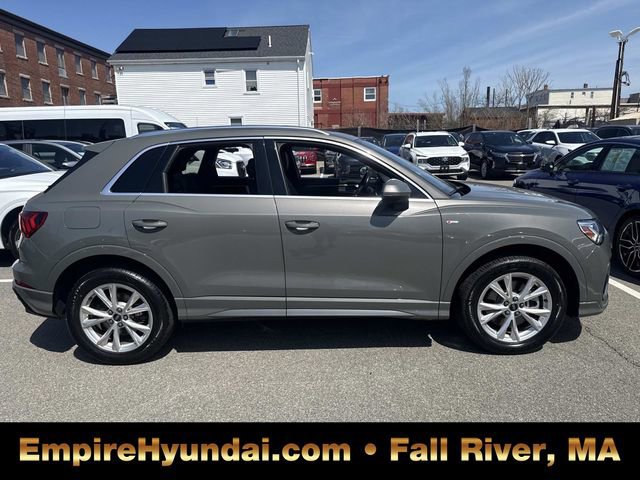 Used 2024 Audi Q3 2.0T Premium AWD/4WD image 3