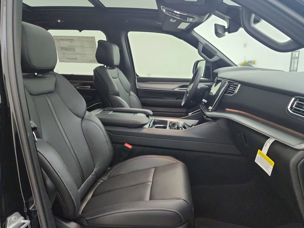 New 2026 Jeep Grand Wagoneer L Limited image 35