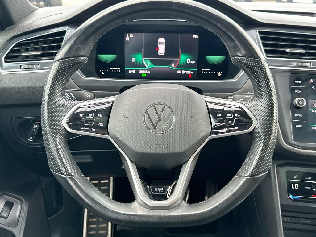 Used 2022 Volkswagen Tiguan SE R-Line FWD image 18