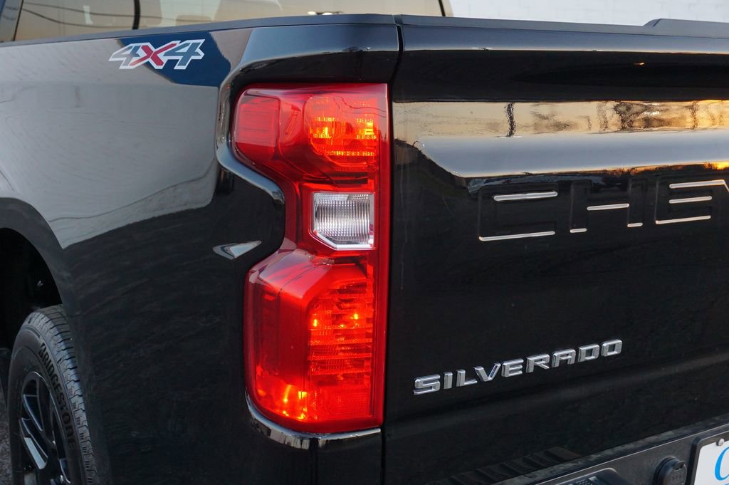 New 2025 Chevrolet Silverado 1500 Custom image 32