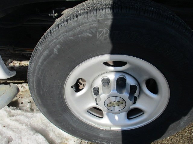 Used 2024 Chevrolet Express 2500 w/ Driver Convenience Package image 29