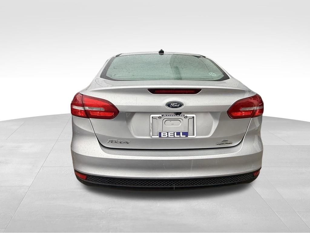 Used 2015 Ford Focus SE image 6