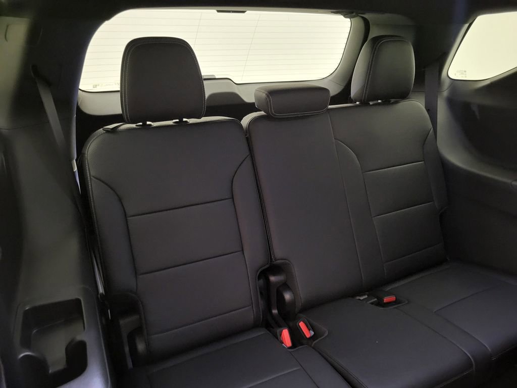New 2026 Chevrolet Traverse LT w/ Driver Confidence Package image 39