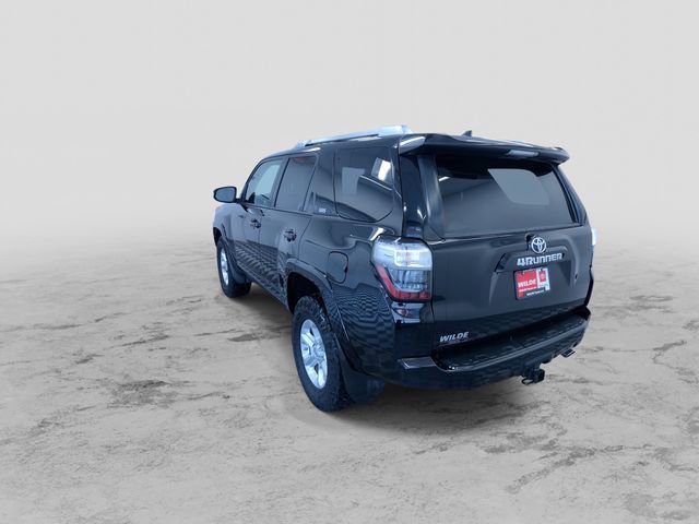 Used 2017 Toyota 4Runner SR5 Premium image 7