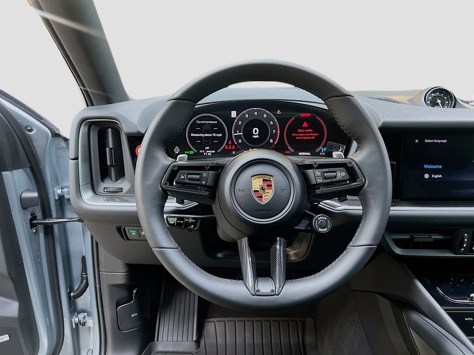 New 2026 Porsche Cayenne Coupe AWD/4WD image 12