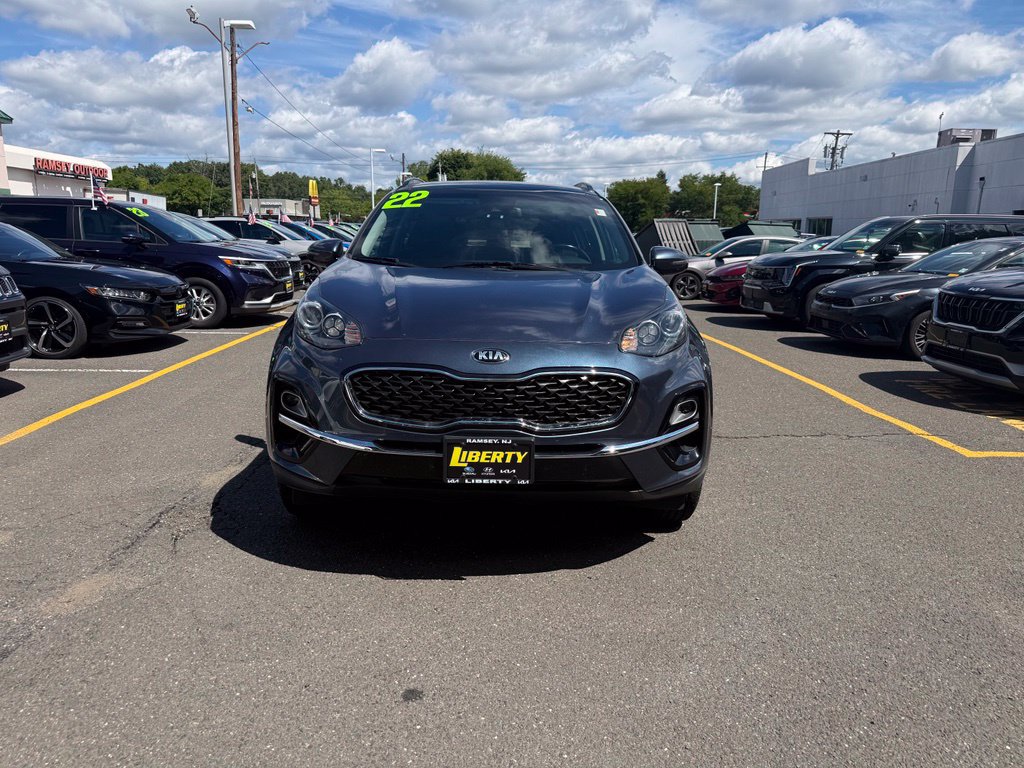 Used 2022 Kia Sportage EX AWD/4WD image 2