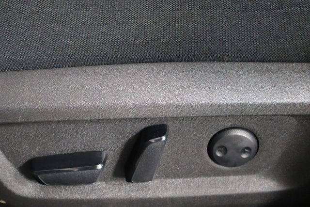 Used 2023 Nissan Rogue SV FWD image 21