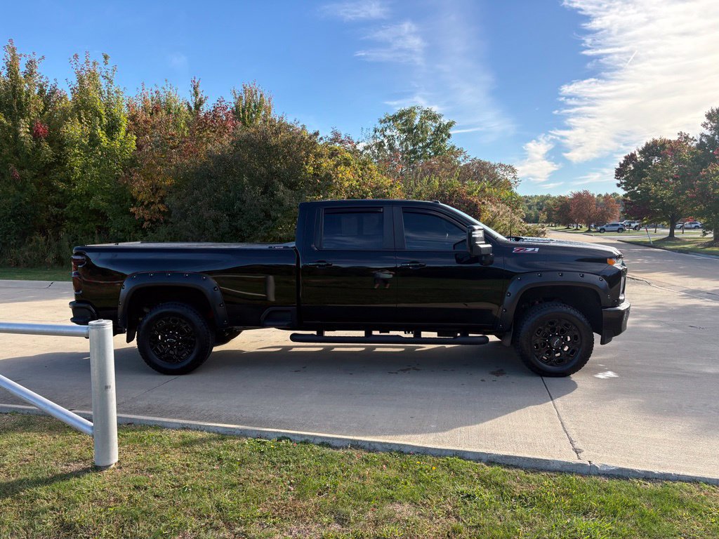 Used 2021 Chevrolet Silverado 3500 LTZ w/ LTZ Plus Package AWD/4WD image 10