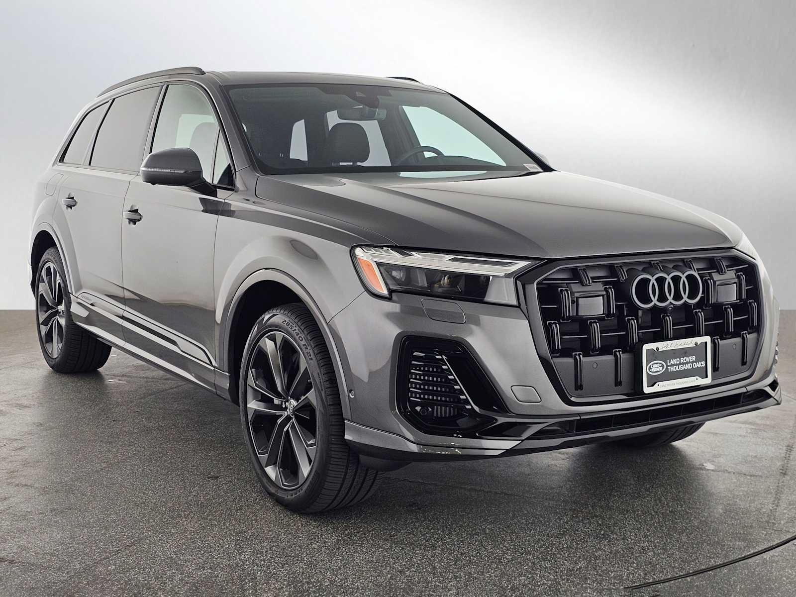 Used 2025 Audi Q7 3.0T Premium Plus w/ Premium Plus Package AWD/4WD image 7