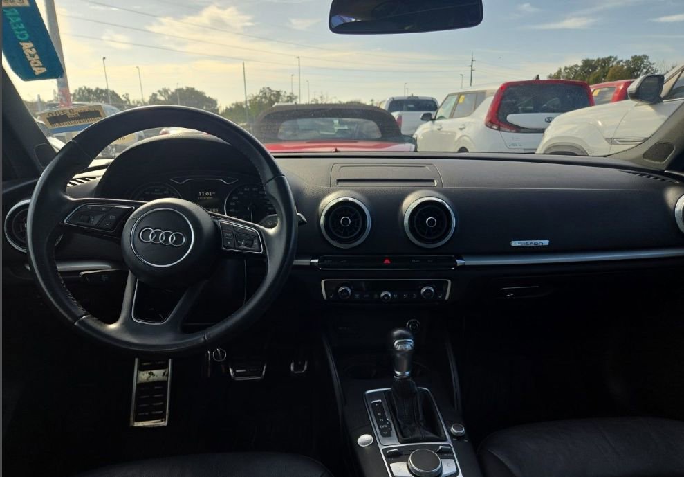 Used 2018 Audi A3 e-tron Premium image 7