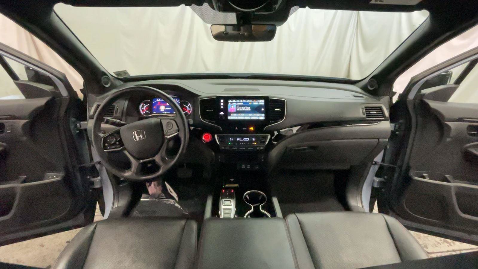 Certified 2024 Honda Passport Black Edition image 23