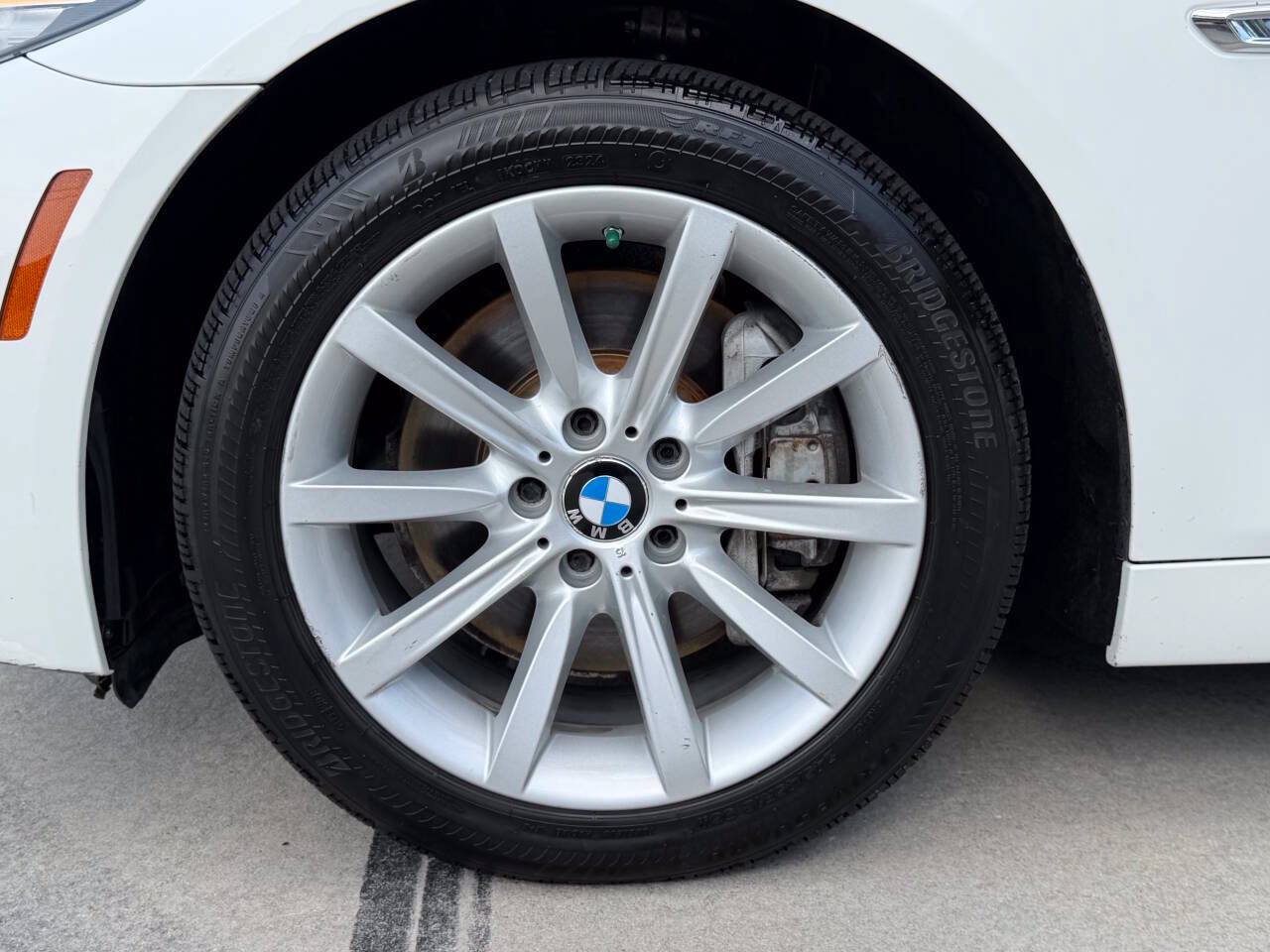 Used 2015 BMW 535i xDrive Sedan AWD/4WD image 25
