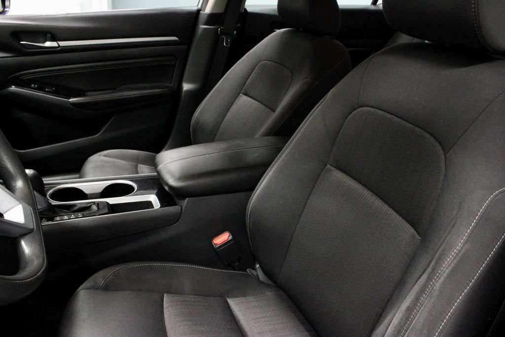 Used 2021 Nissan Altima 2.5 SV FWD image 25