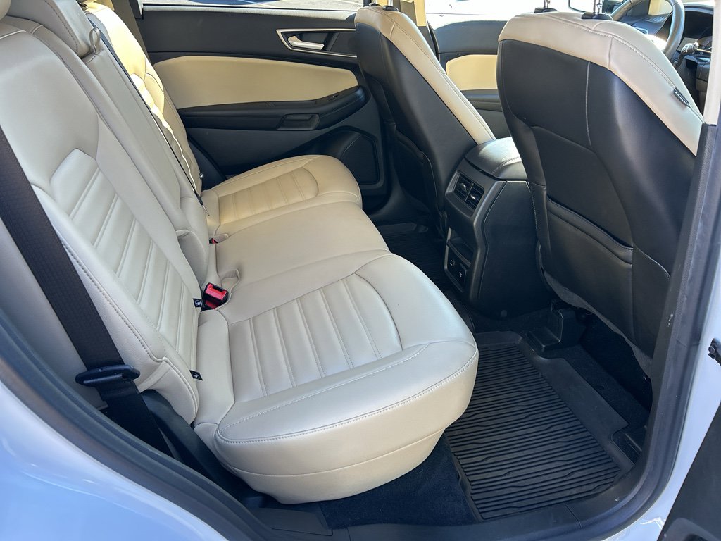 Used 2022 Ford Edge SEL w/ Convenience Package image 28
