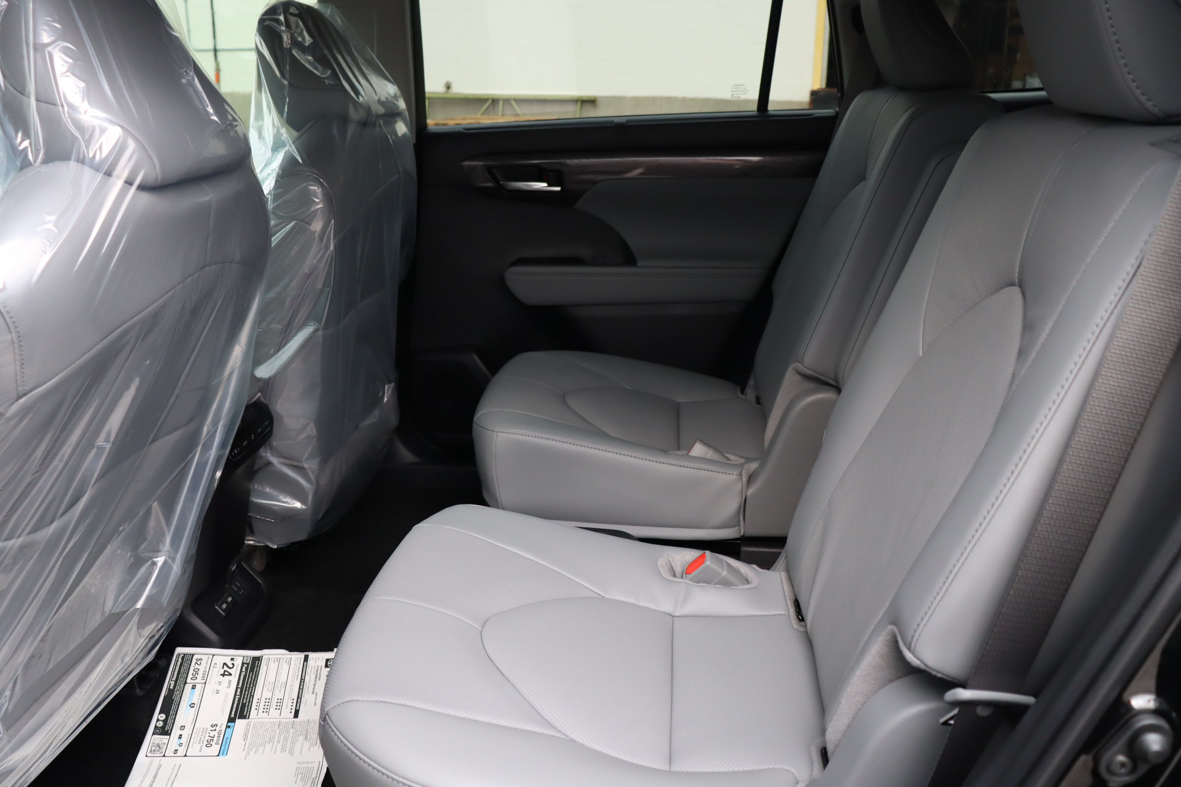 New 2026 Toyota Highlander Limited AWD/4WD image 25