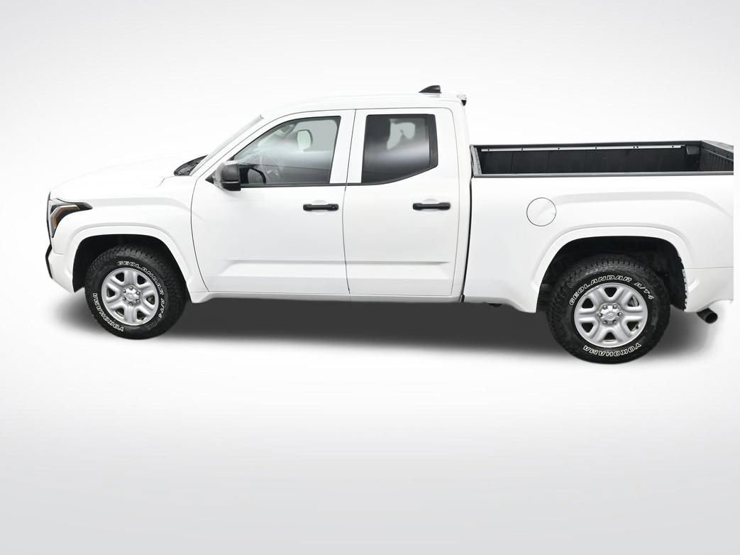 Used 2022 Toyota Tundra SR w/ SR Tow Package image 28