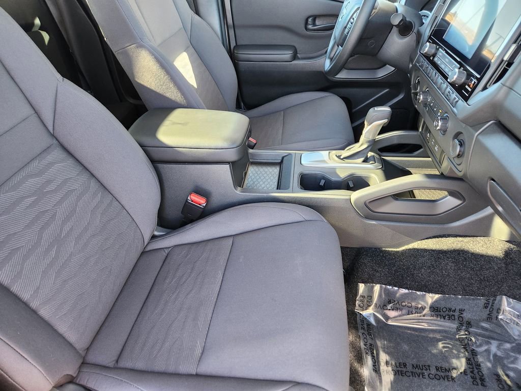 Used 2025 Nissan Frontier S image 4