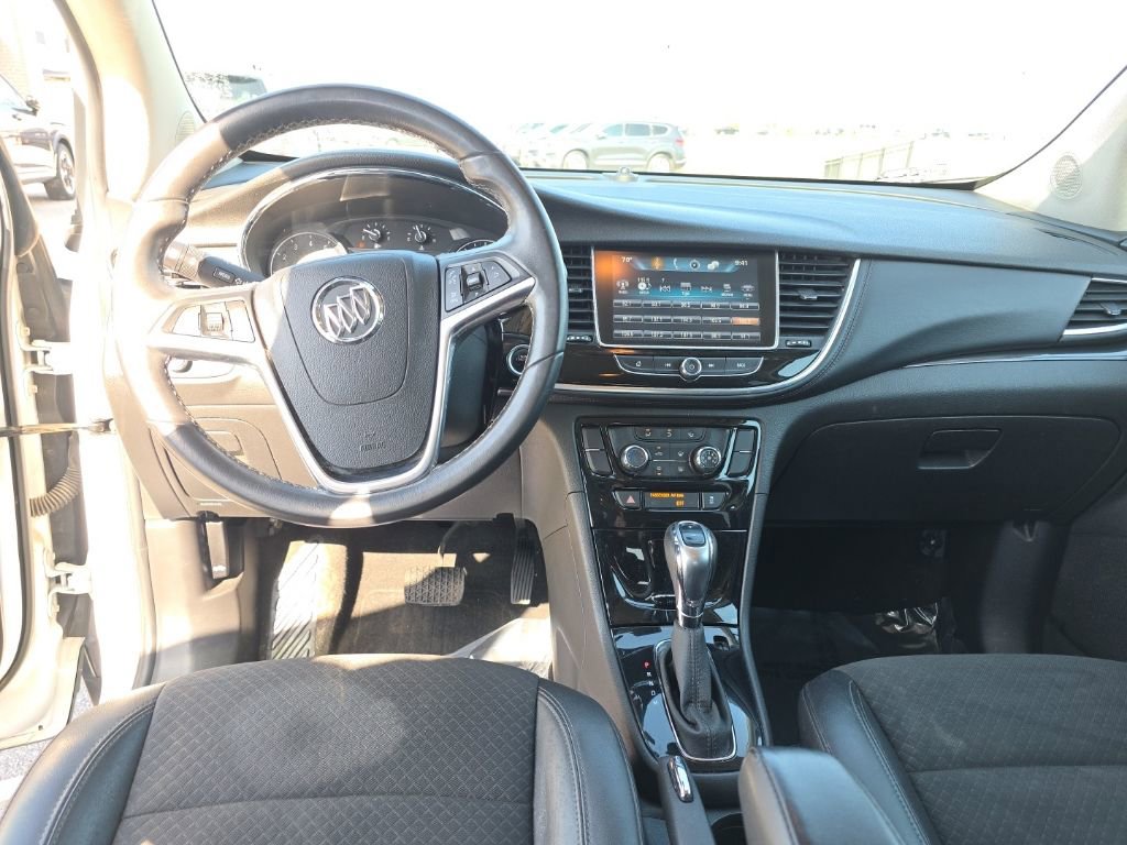 Used 2018 Buick Encore Preferred image 10