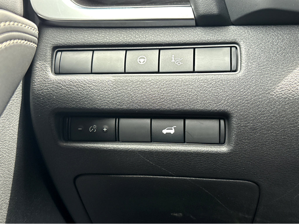 Used 2022 Nissan Rogue Platinum w/ Head-Up Display Package FWD image 14