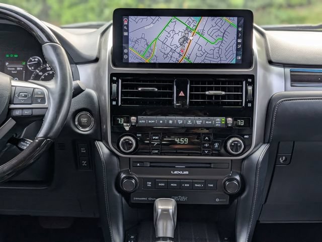 Used 2023 Lexus GX 460 Luxury w/ Sport Design Package AWD/4WD image 15