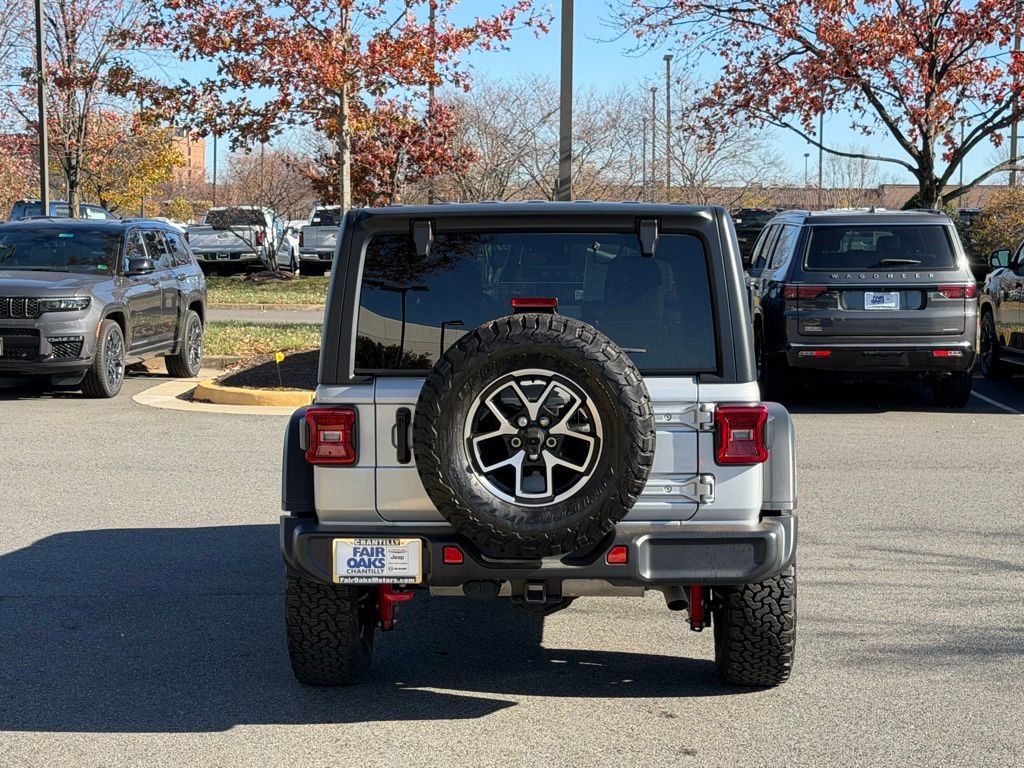 Certified 2024 Jeep Wrangler Unlimited Rubicon w/ Technology Group image 9
