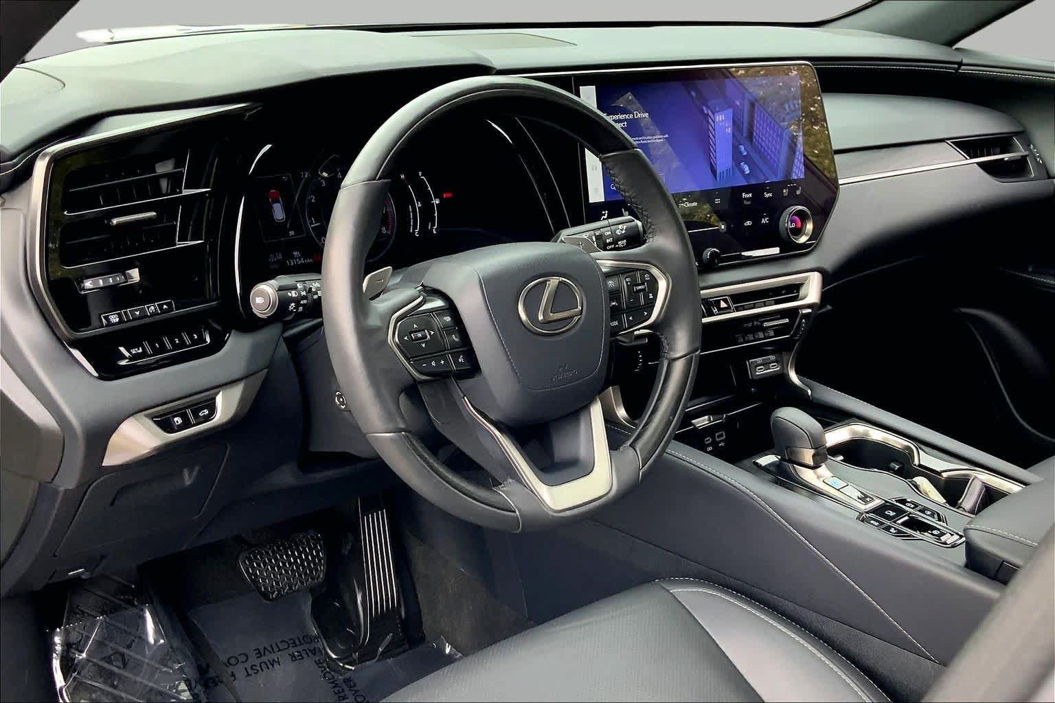 Used 2023 Lexus RX 350 Premium w/ Accessory Package (Z1) AWD/4WD image 18
