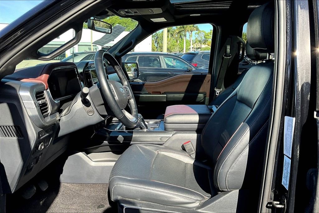 Used 2022 Ford F150 Lariat w/ Equipment Group 502A High image 21