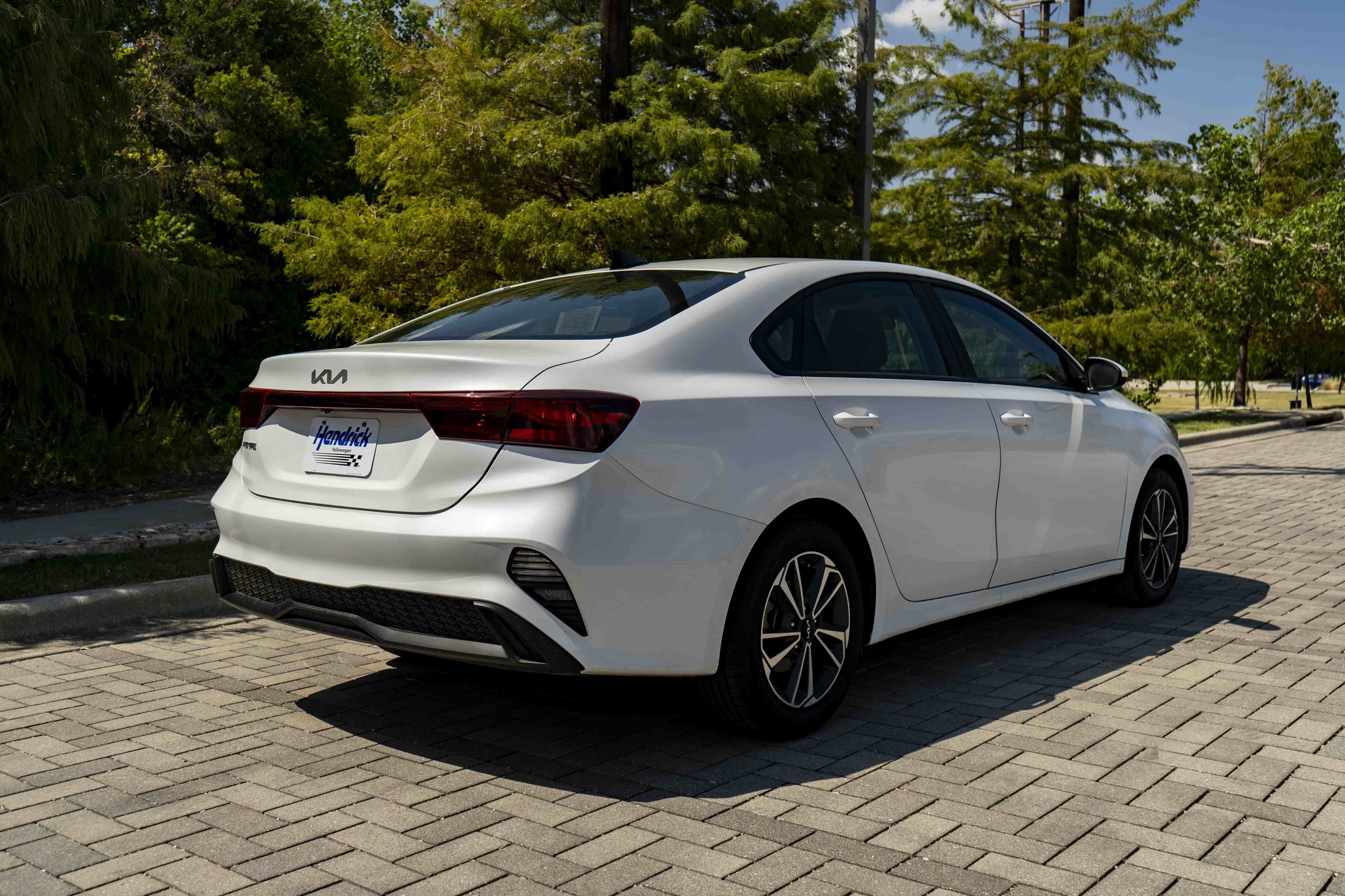 Used 2024 Kia Forte LXS FWD image 8