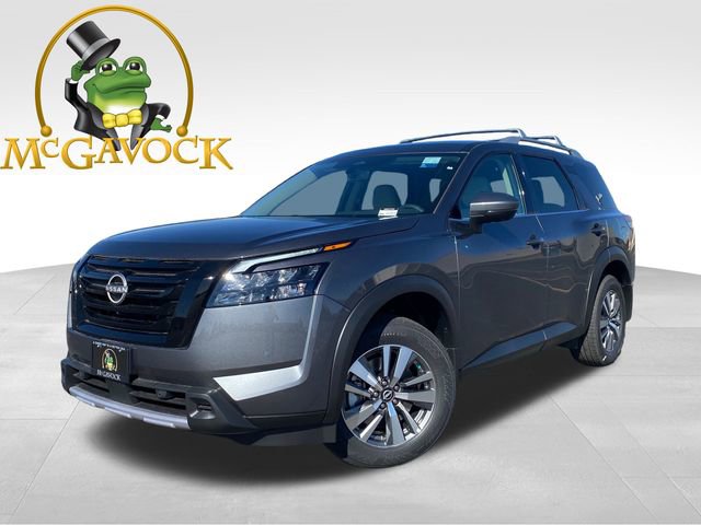 New 2025 Nissan Pathfinder SL image 1