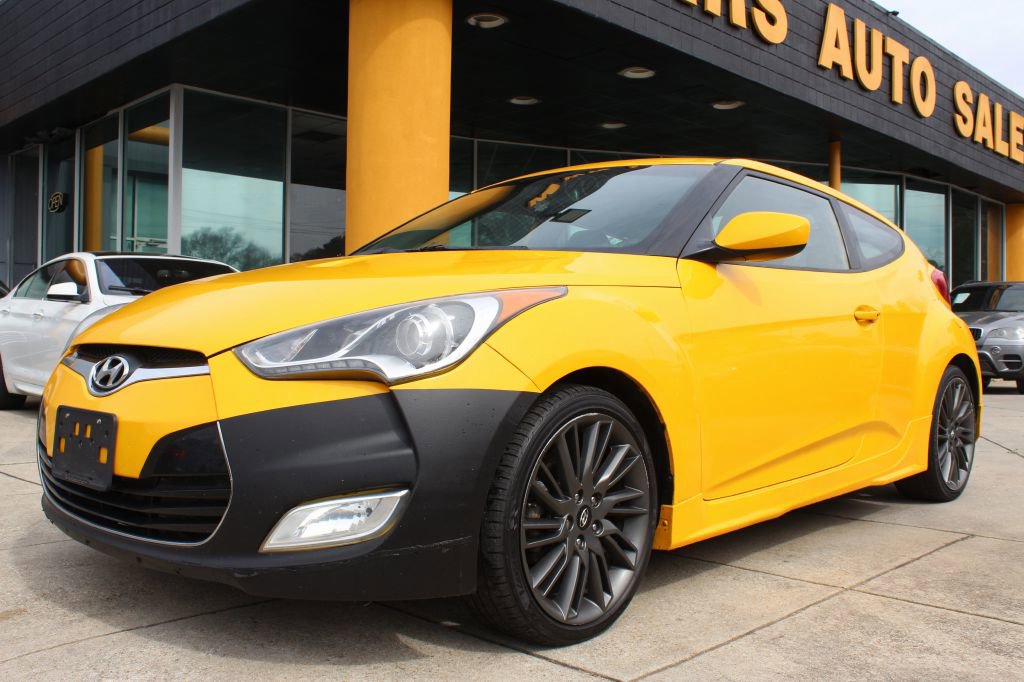 Used 2013 Hyundai Veloster RE:MIX Edition image 1