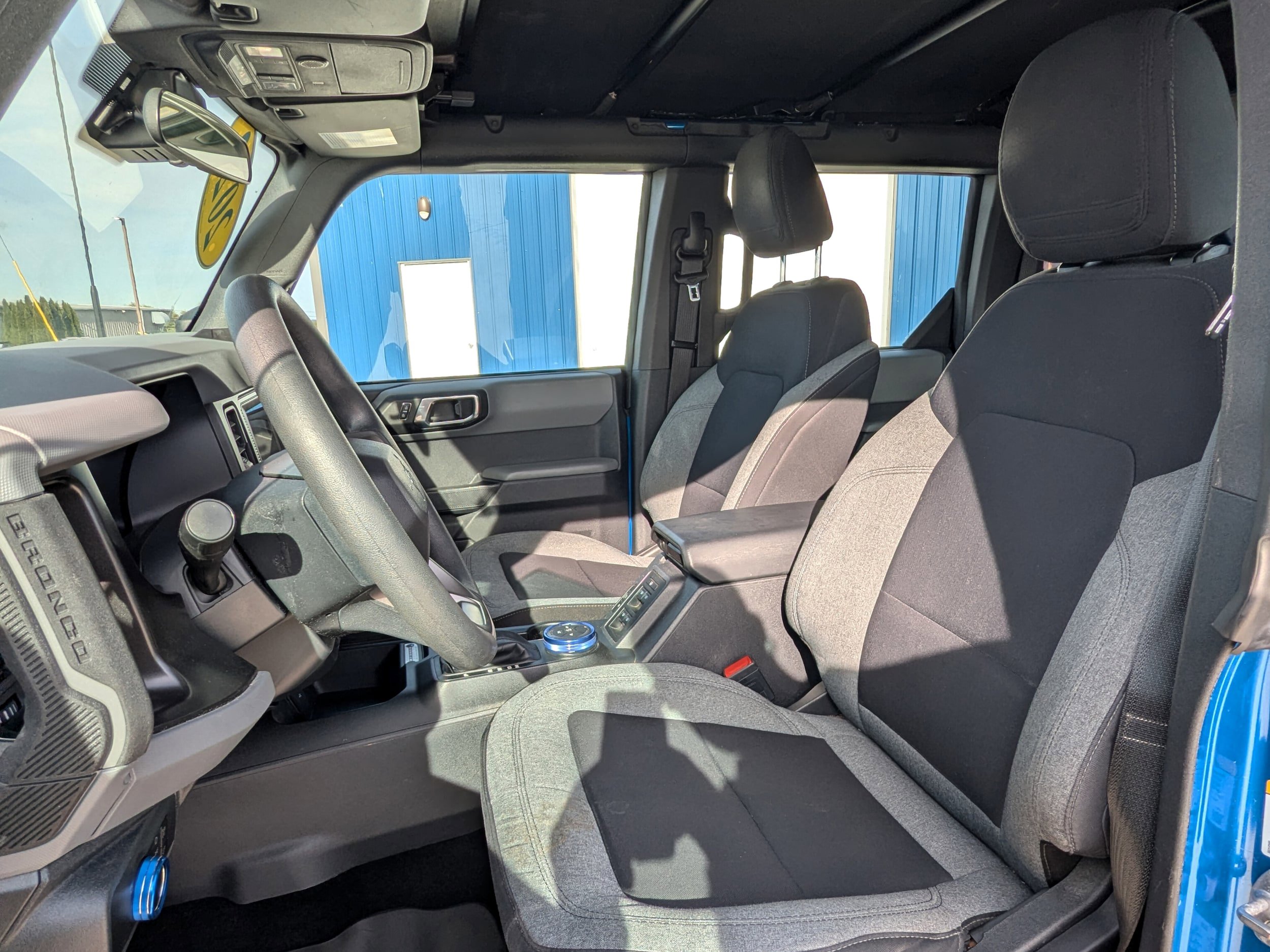 Used 2022 Ford Bronco 4-Door AWD/4WD image 2