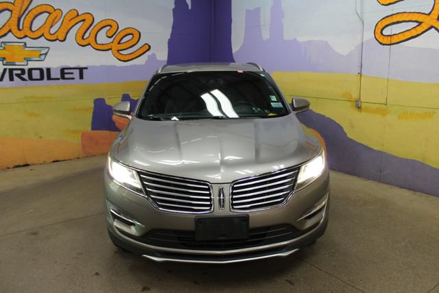Used 2017 Lincoln MKC Select w/ Select Plus Package AWD/4WD image 3