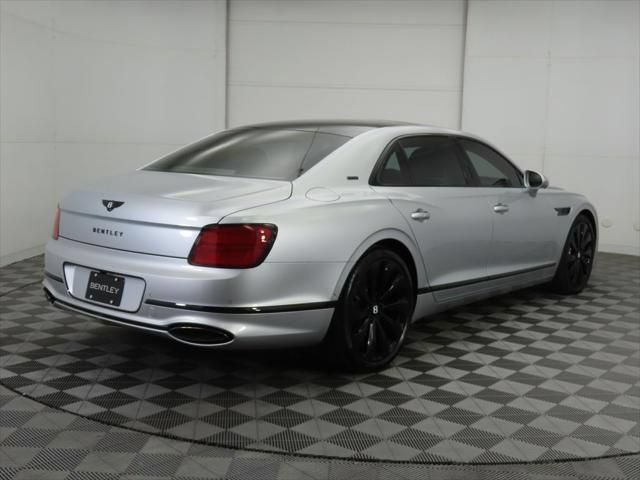 Used 2025 Bentley Flying Spur Plug-In Hybrid AWD/4WD image 5