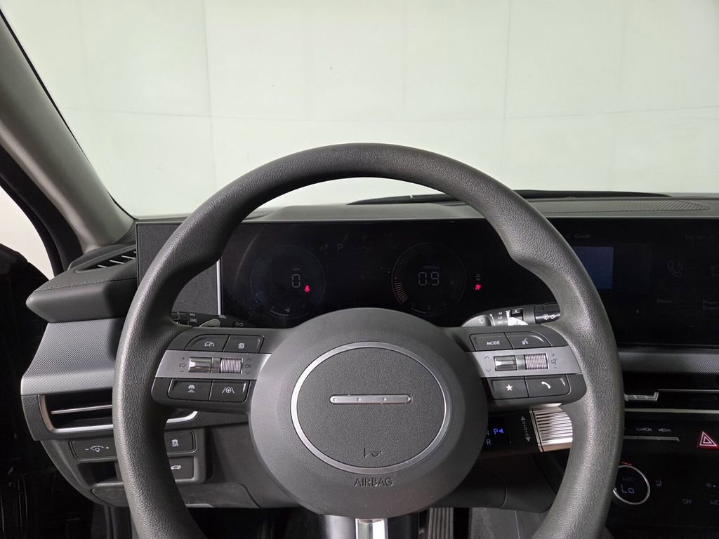 Used 2025 Hyundai Sonata SEL FWD image 14