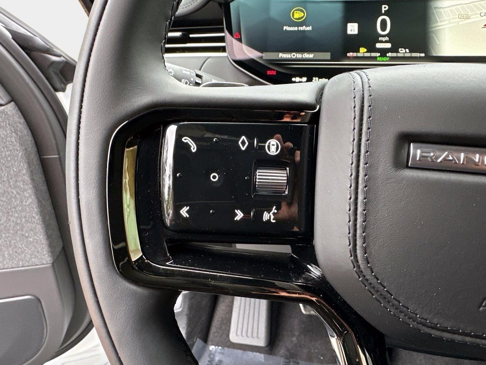 New 2025 Land Rover Range Rover Sport Dynamic SE image 23