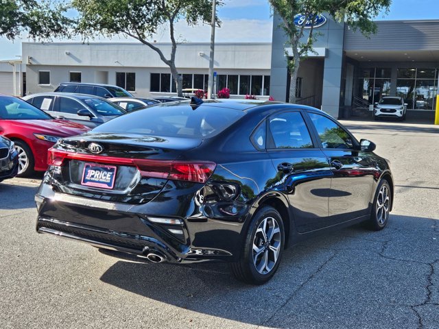 Used 2019 Kia Forte LXS FWD image 5