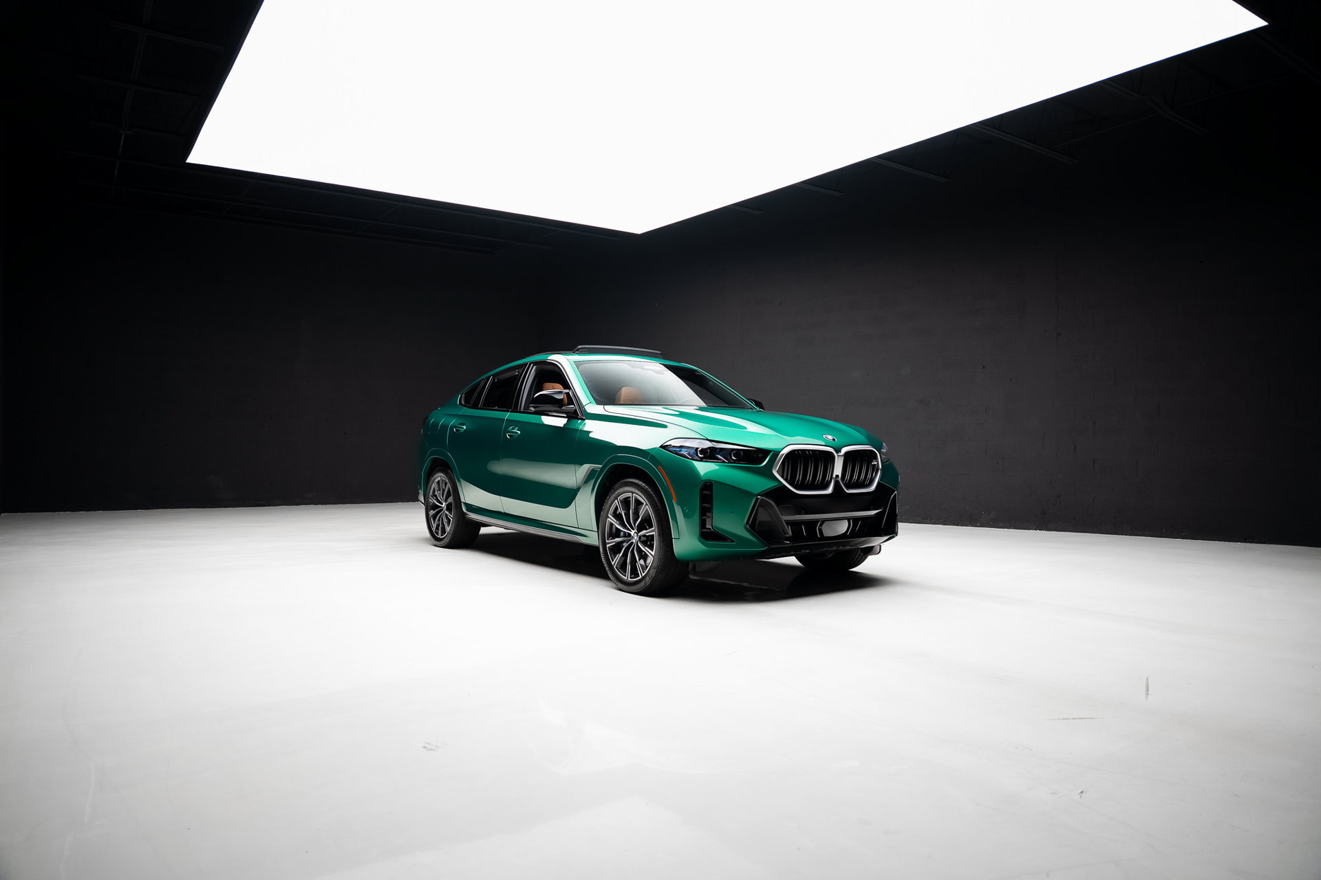 Used 2026 BMW X6 M60i AWD/4WD image 92