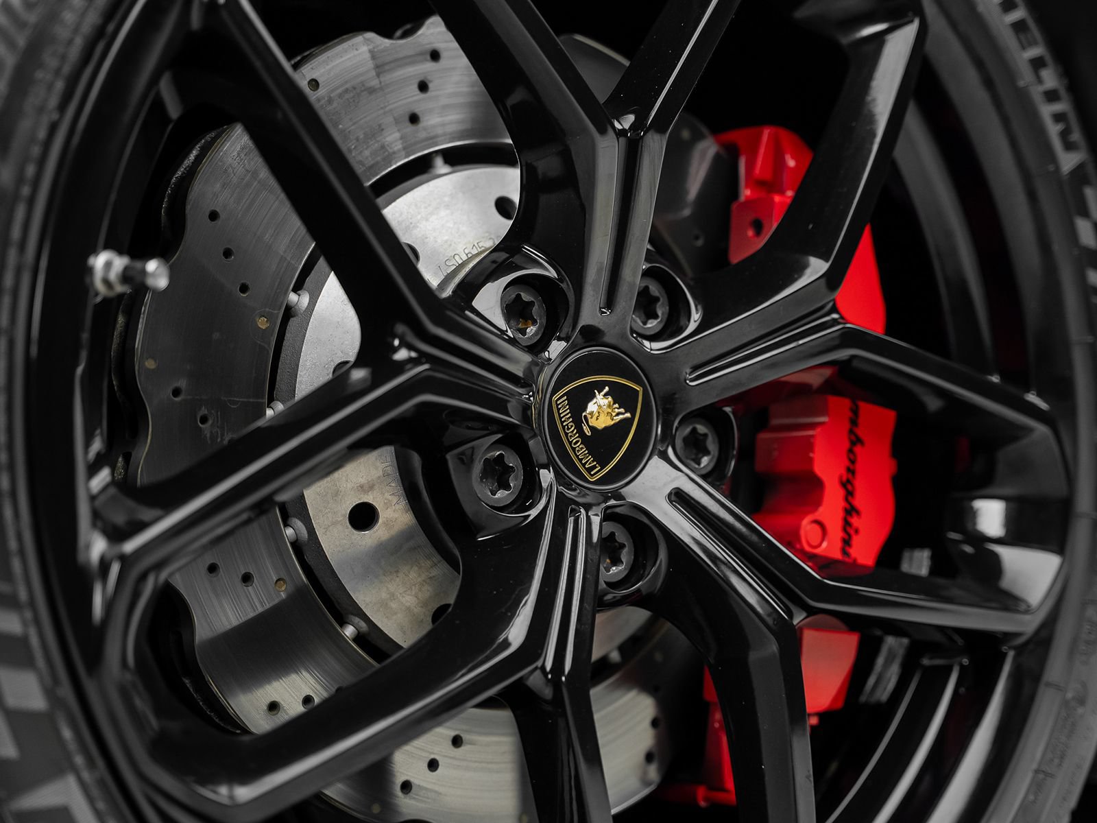 Used 2017 Lamborghini Huracan LP 580-2 RWD image 23