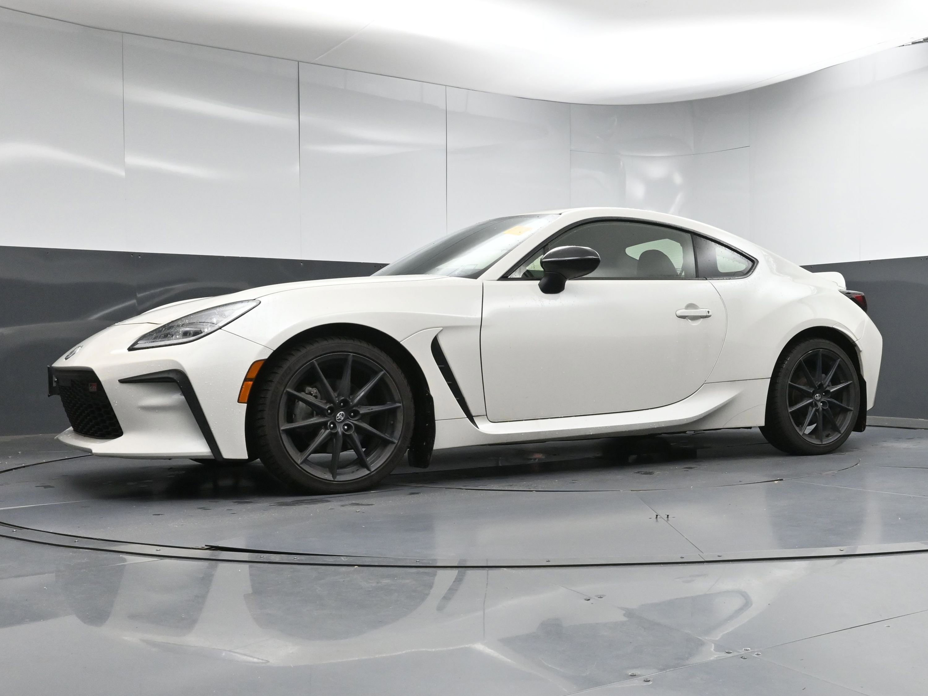 Certified 2024 Toyota GR86 Premium image 22