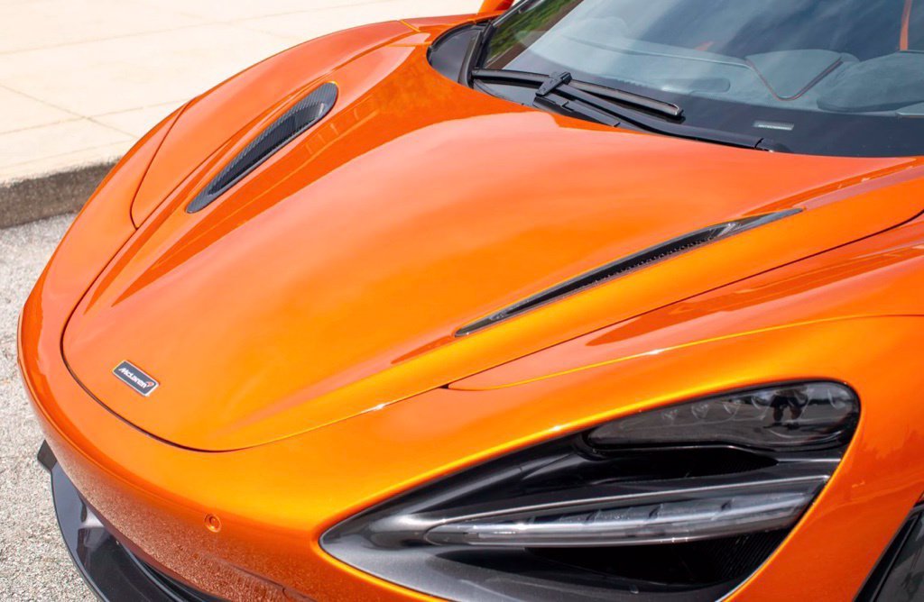 Used 2018 McLaren 720S Performance RWD image 25