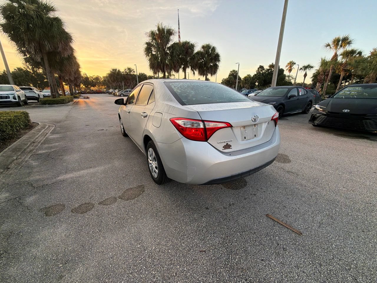 Used 2015 Toyota Corolla L FWD image 3