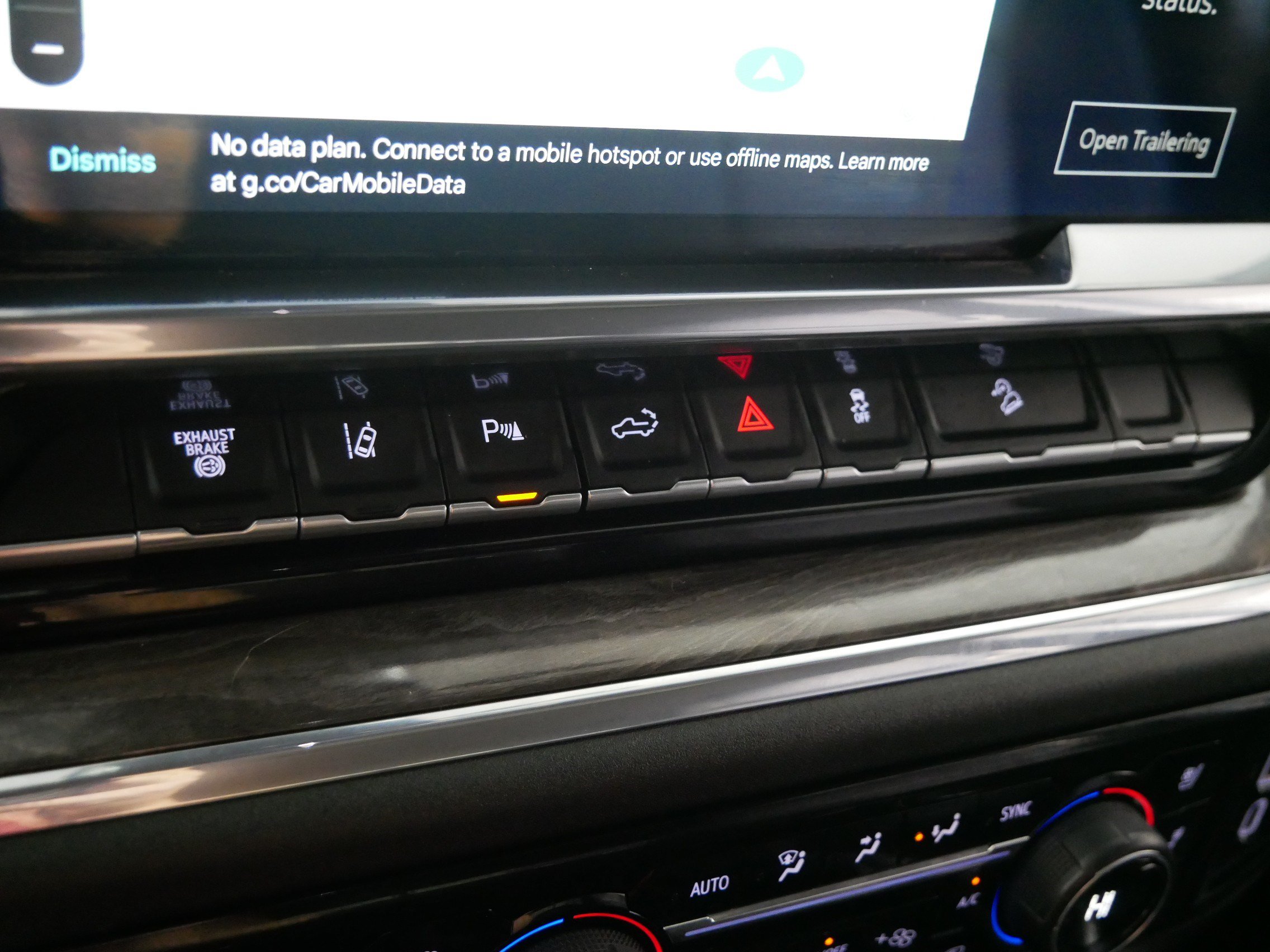 Used 2024 Chevrolet Silverado 3500 LTZ w/ LTZ Convenience Package AWD/4WD image 32