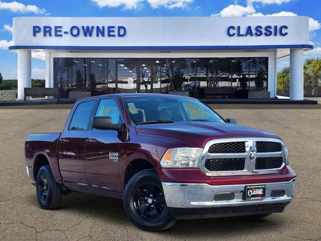 Used 2021 RAM 1500 Classic SLT image 1